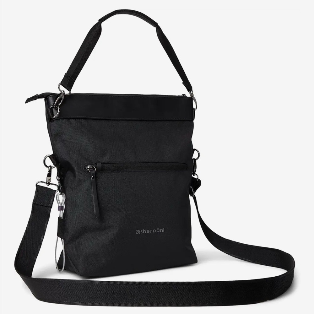 Sherpani Vale AT Black Crossbody Bag NWT